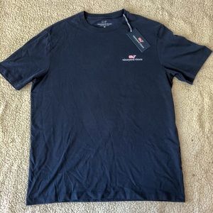 BRAND NEW Vineyard Vines Medium T Shirt
